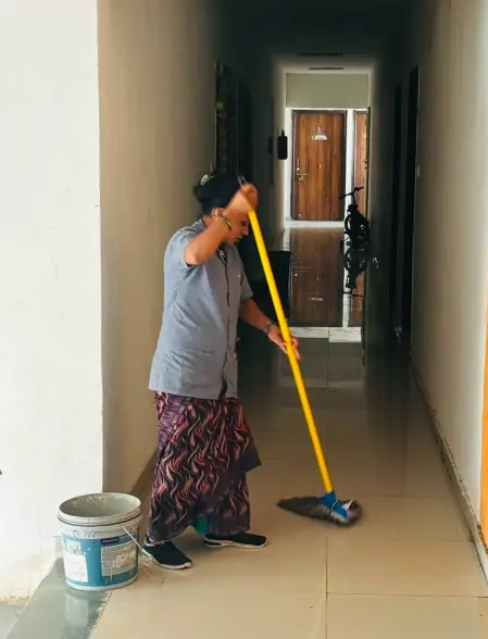 Floor cleaning